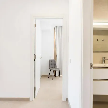 Central Suites Apartment *